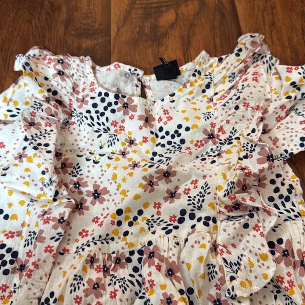 4T Art & Class white light weight dress with floral print. NWT - Picture 2 of 5